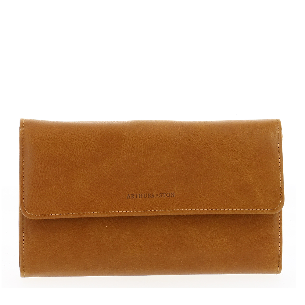 Oiled cowhide leather flap companion