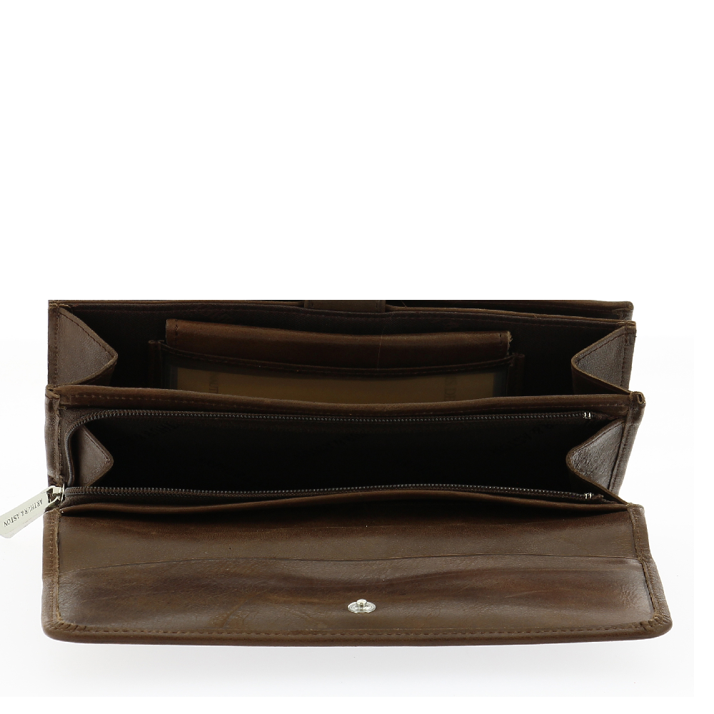 Oiled cowhide leather flap companion
