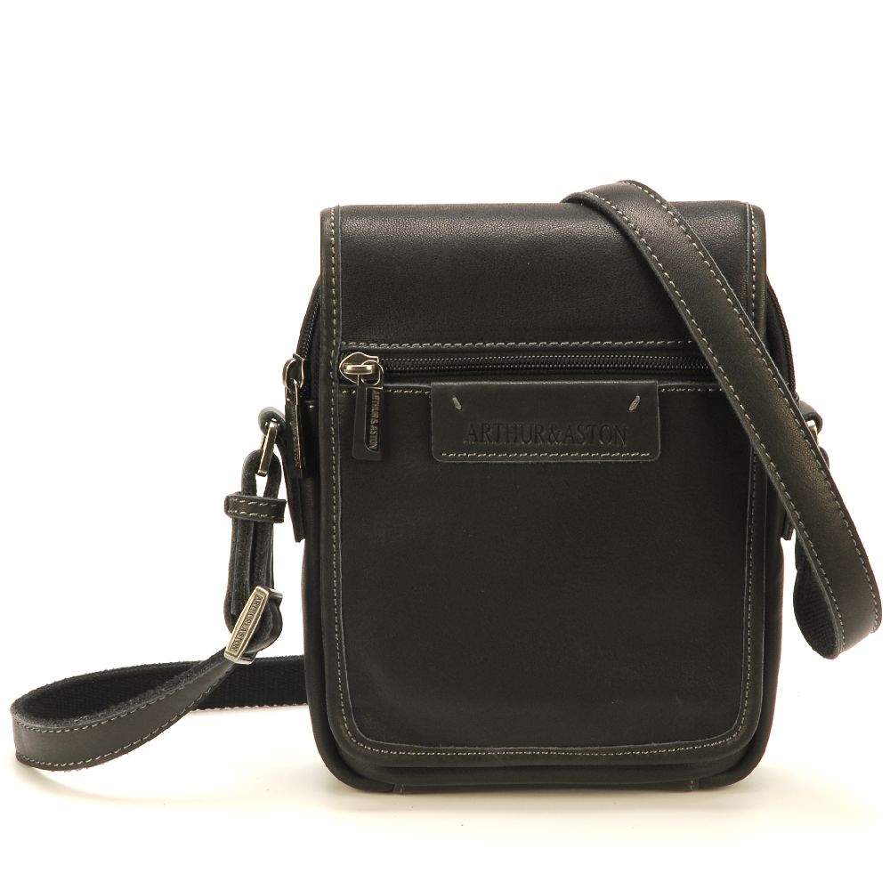 Johany leather flap bag
