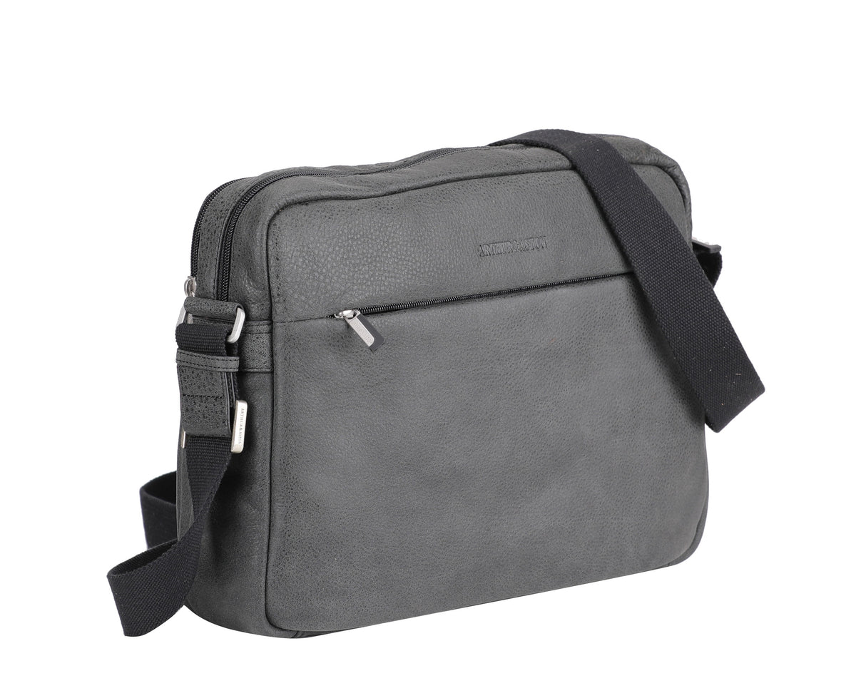 Cristiano destroyed leather messenger bag