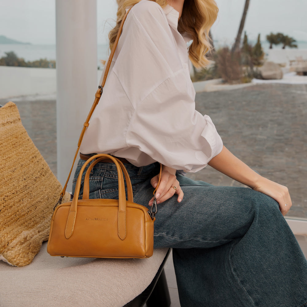 Edith Leather Travel Bag