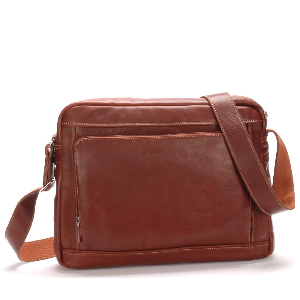 Besace grand modèle Pablo cuir plongé