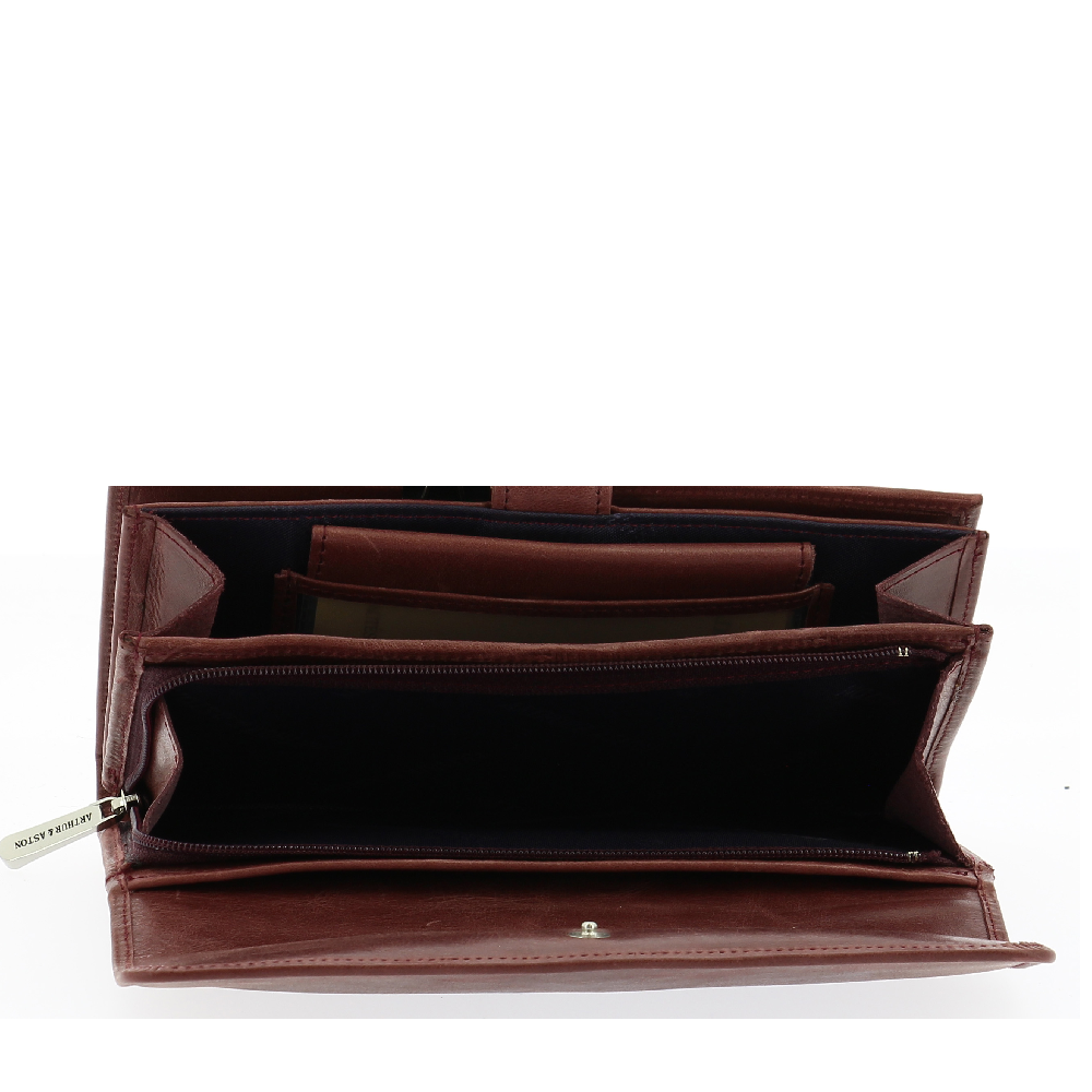 Oiled cowhide leather flap companion