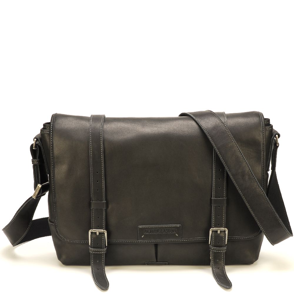 Johany leather reporter bag
