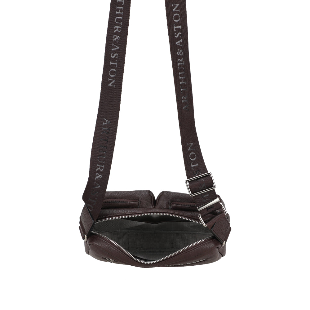 Small Thomas Leather Messenger Bag 