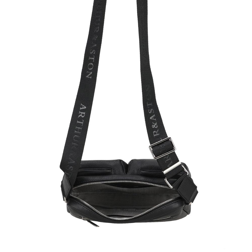 Small Thomas Leather Messenger Bag 