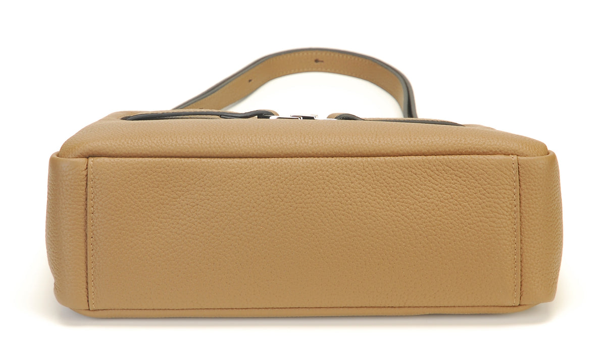 Daphne leather shoulder bag 