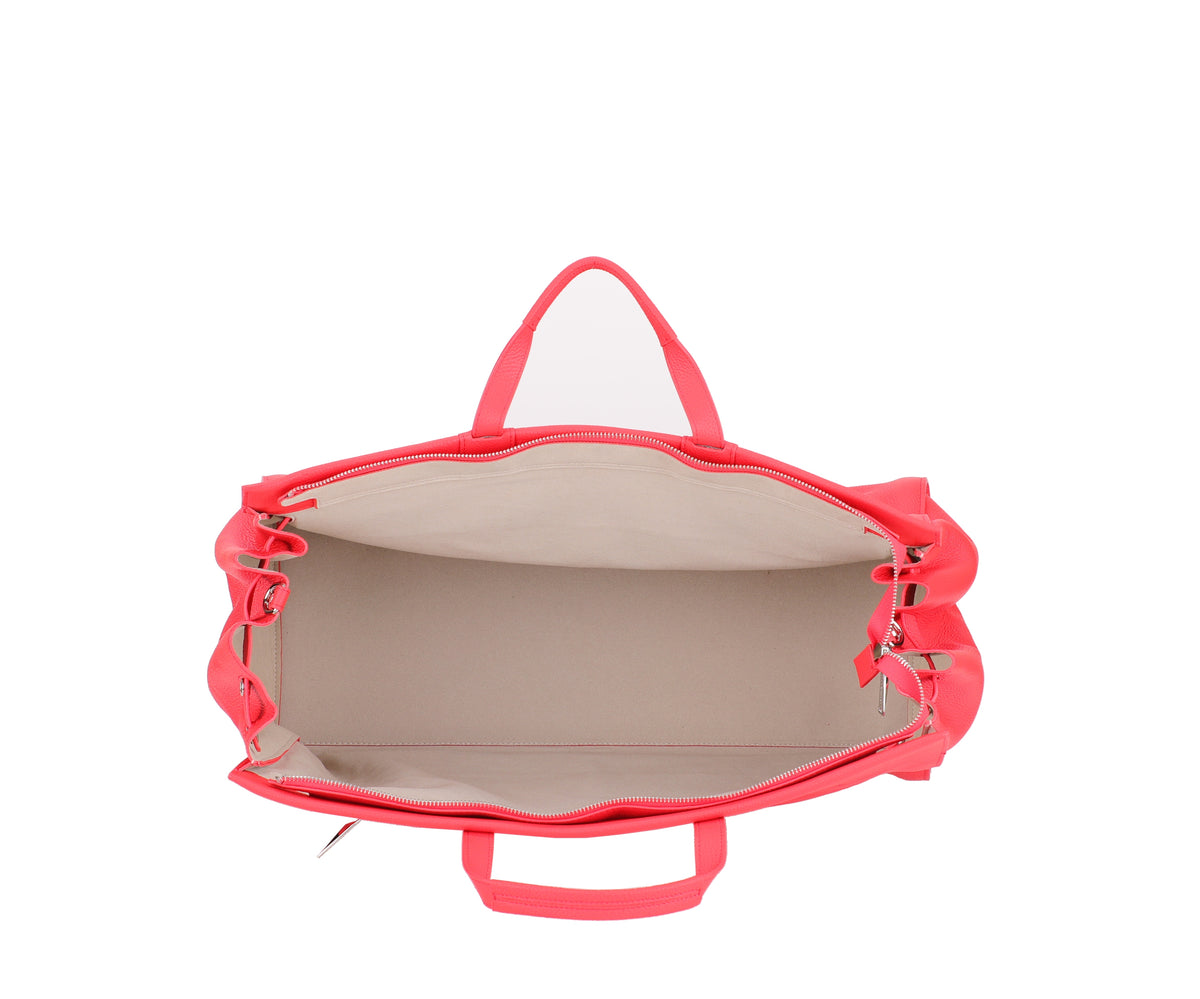 Daphne leather travel bag