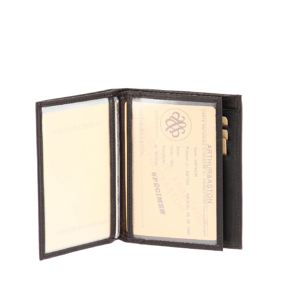 Louis oiled leather wallet