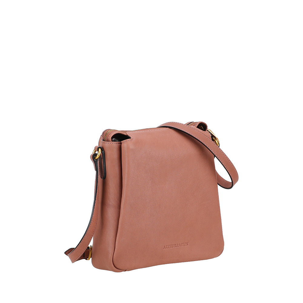 Elsa leather shoulder bag